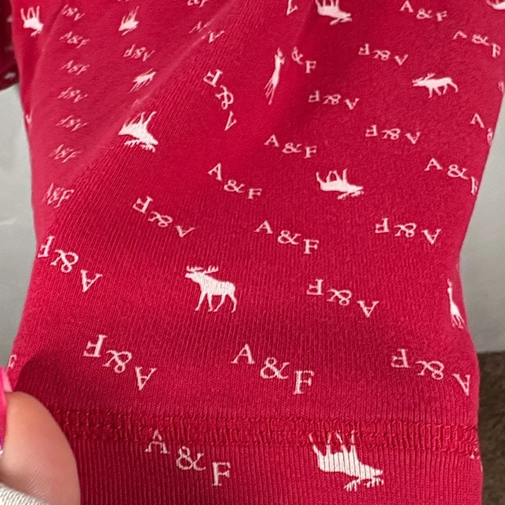 Abercrombie & Fitch red moose print longe pants size xs - Picture 4 of 9